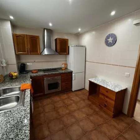 Excelente Ubicacion Con Vistas Al Mar * Alicante